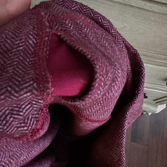 Lululemon Athletica active pants, women size 6 - Picture 3 of 4